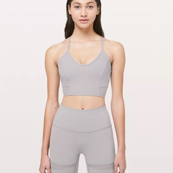 NEW Lululemon Get Strappy Bra Chrome - Picture 2 of 9